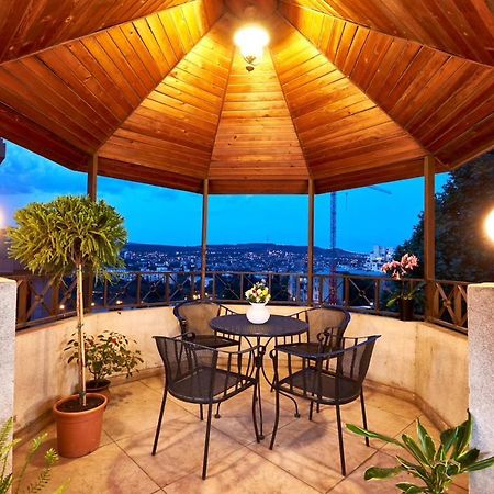 Iliani Hotel Tbilisi Eksteriør billede