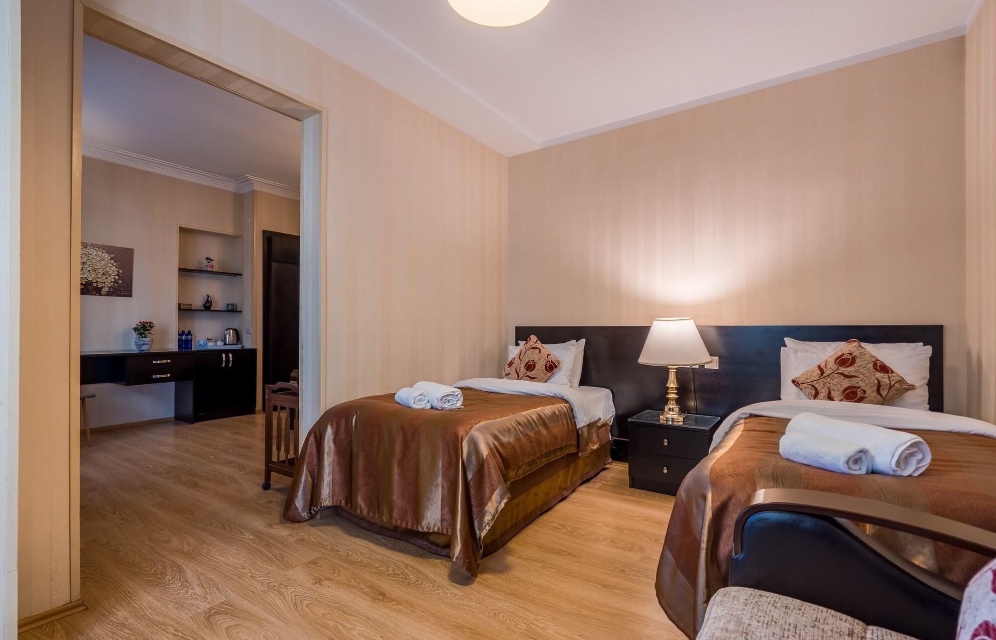 Iliani Hotel Tbilisi Eksteriør billede