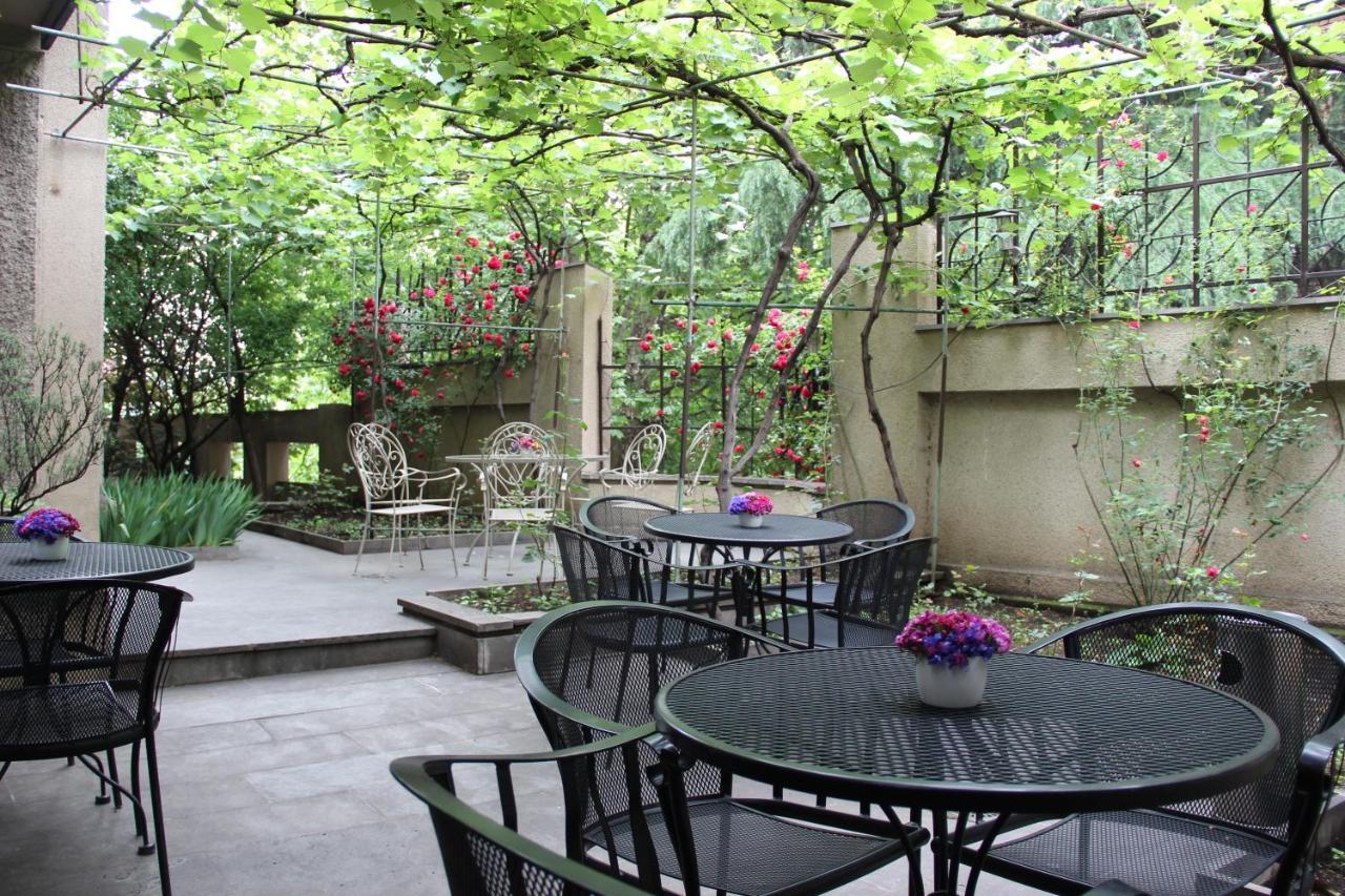 Iliani Hotel Tbilisi Eksteriør billede
