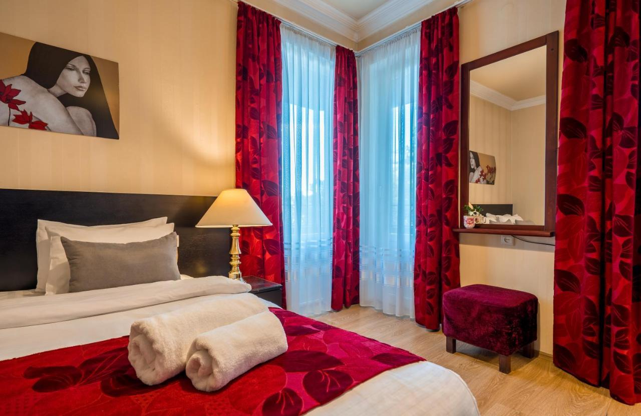 Iliani Hotel Tbilisi Eksteriør billede